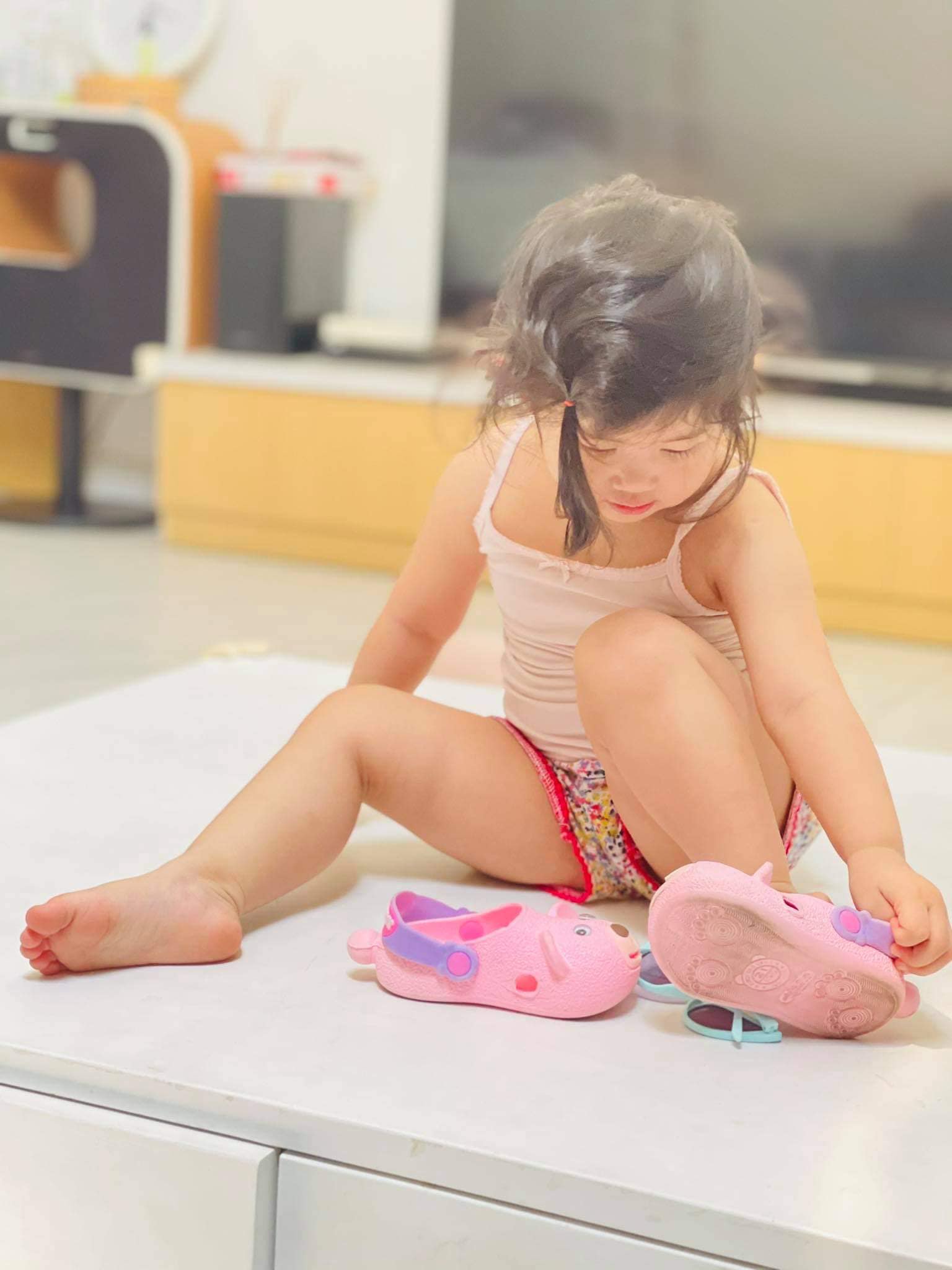 Hera năm nay 2 tuổi, vô cùng xinh xắn và đáng yêu.