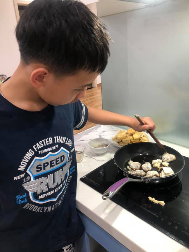 Một cú vấp ngã tưởng như bình thường đã để lại những di chứng vô cùng nặng nề và đáng sợ với bé N.Đ.T.