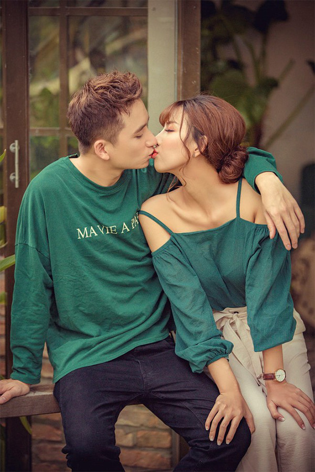 Khánh Vy tiếp tục theo đuổi đam mê nghệ thuật, cô và Phan Mạnh Quỳnh gặp nhau và công khai hẹn hò vào năm 2017, sau 1 năm yêu đương