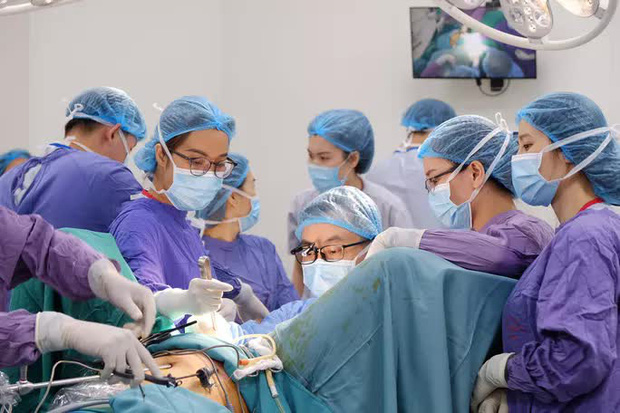 Phẫu thuật tạo hình tìm lại giới tính thật cho bệnh nhân - Ảnh: Bác sĩ cung cấp