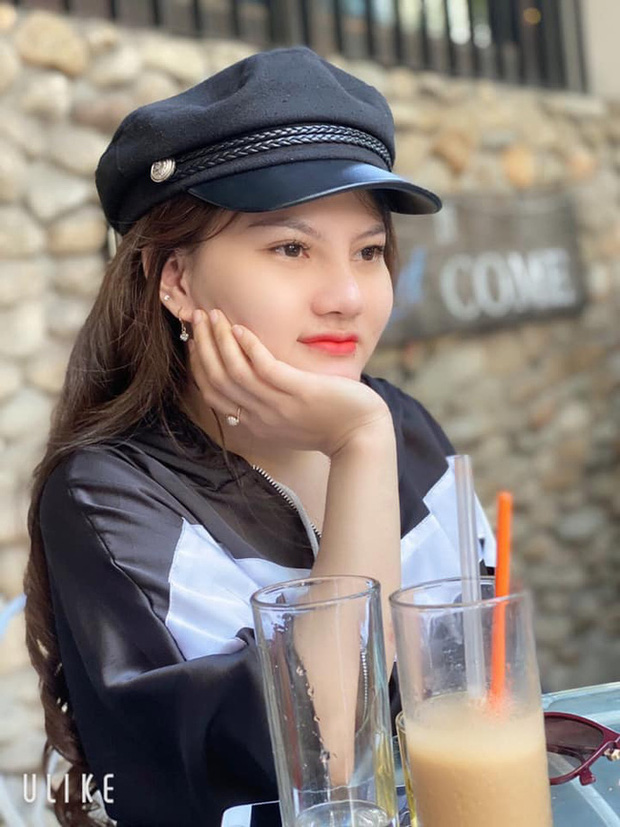 Trà My là người khá chăm... nói đạo lý trên mạng xã hội.