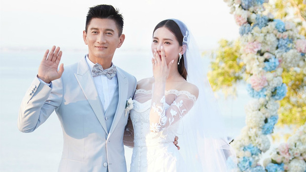 Lưu Thi Thi rơi nước mắt trong ngày cưới