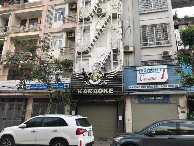 Các quán karaoke 