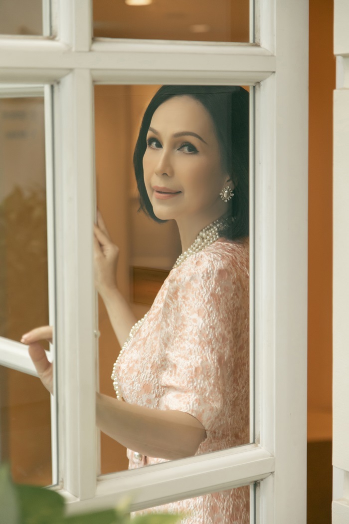 Diễm My không đồng tình với quan điểm phụ nữ phải giữ nhan sắc để giữ chồng.