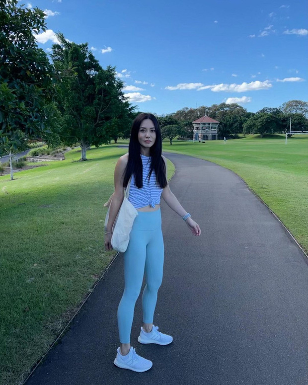 Sau khi từ giã làng giải trí và kết hôn, Quách Phi Lệ có cuộc sống giàu sang, thảnh thơi