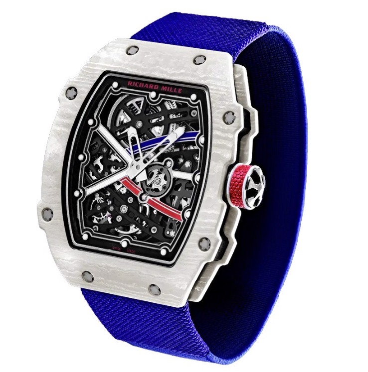 RM 67-02 là phiên bản đồng hồ đeo tay tự động nhẹ nhất trong bộ sưu tập của Richard Mille với khối lượng chỉ 32g. Ảnh: Frodo's Timepieces.