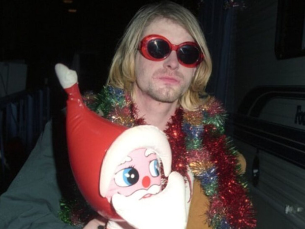 ... để anh có được kiểu đầu ngắn hơn và gây bão sau đó