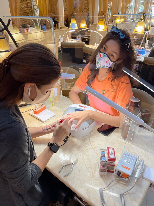 Cuối cùng nàng hậu cũng được thoải mái làm những điều mình thích sau chuỗi ngày dài chinh chiến ở Miss Universe