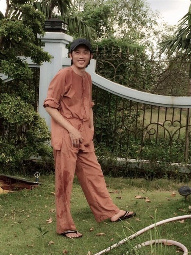 Dù có khối tài sản khổng lồ nhưng NS Hoài Linh luôn xuất hiện với vẻ ngoài giản dị