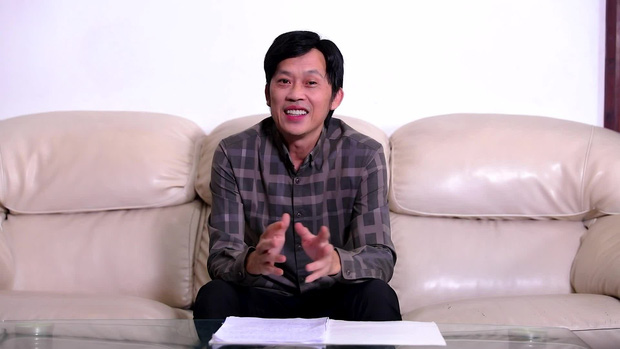 Trước những lùm xùm, nghệ sĩ Hoài Linh đăng clip nói rõ sự tình nhưng vẫn nhận về ý kiến trái chiều