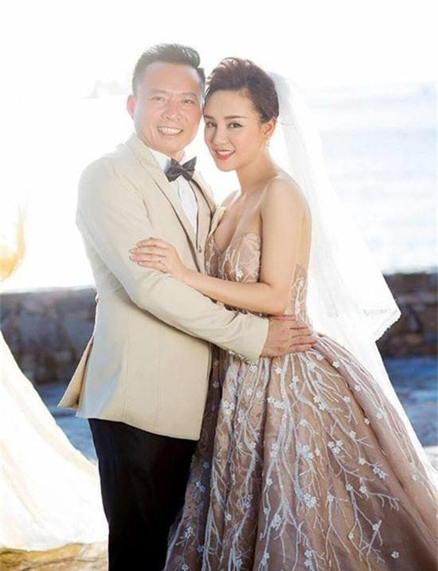 Vào năm 2017, doanh nhân Lê Thiện từng chia sẻ đã không còn liên quan đến người phụ nữ tên Vân, anh cho biết đó chỉ là người cũ, không còn liên hệ. Chồng cũ Vy Oanh cũng để lại tài sản và chu cấp đầy đủ cho con gái