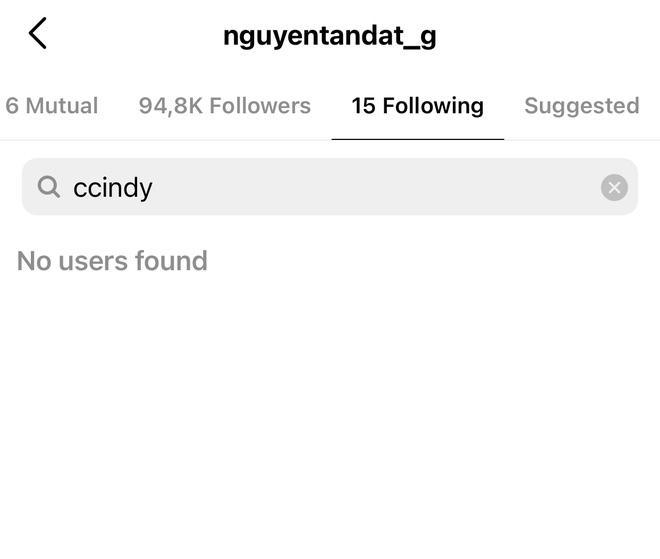 Cư dân mạng cũng phát hiện ra rằng, chỉ có Cindy Lư follow tài khoản bạn trai chứ Đạt G không hề follow lại trang cá nhân của bạn gái.