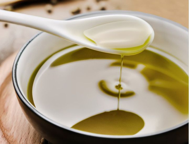 Bổ sung lượng dầu hạt gai dầu vào bữa ăn cũng có tác dụng tốt trong việc bảo vệ dạ dày