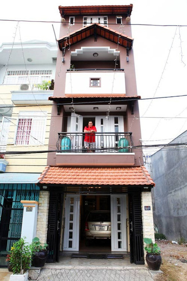 Căn nhà 3 tầng của Hoàng Mập ở Sài Gòn