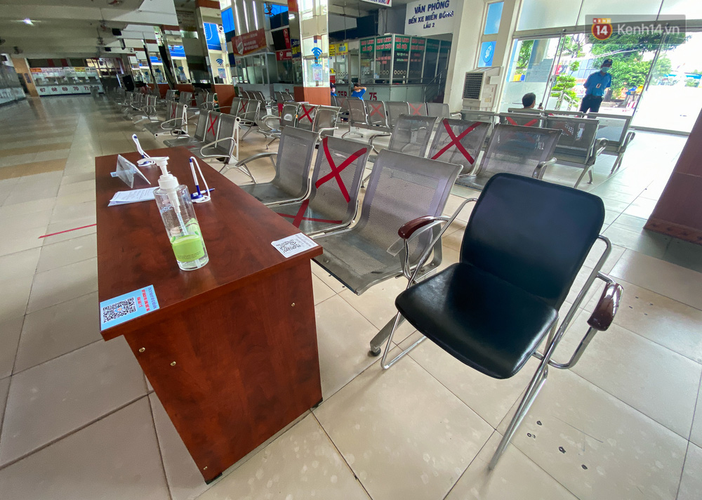 Quầy khai báo y tế tại bến xe