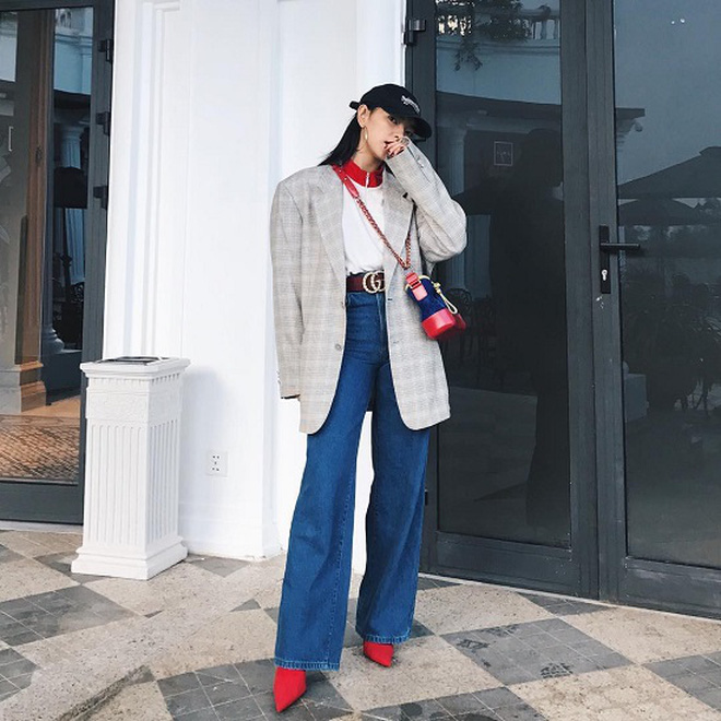 Hãy ưu tiên những kiểu quần ống suông tôn dáng, vừa thoải mái lại vừa hack chân dài 