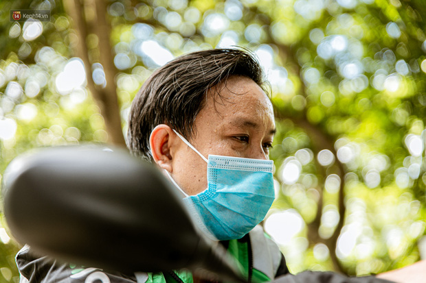 Ai cũng mong dịch bệnh mau chóng qua đi để có lại được cuộc sống sinh hoạt bình thường, bớt phần nào nhọc nhằn