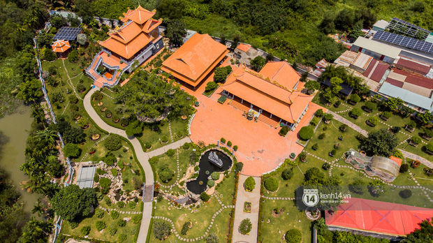 Tổng diện tích các công trình được cấp giấy phép xây dựng hơn 488m2 gồm: Công trình cao một tầng rộng 197,6m2, công trình cao 2 tầng có tổng diện tích sàn xây dựng hơn 290m2