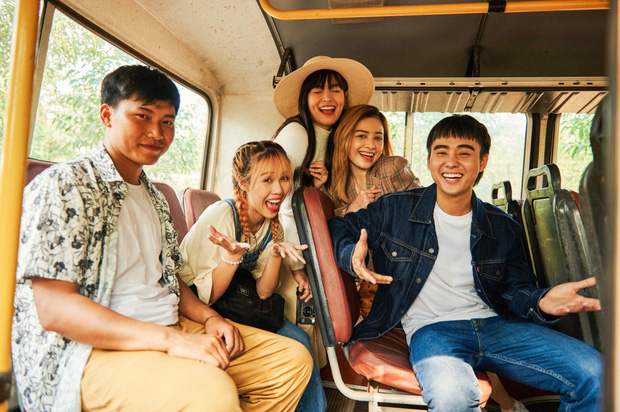 Gần đây, họ đã có màn kết hợp trong ca khúc Xe Anh Đến Đâu, Em Theo Đến Đó khi Hà Anh chính là người sáng tác ca khúc này dành cho bạn gái