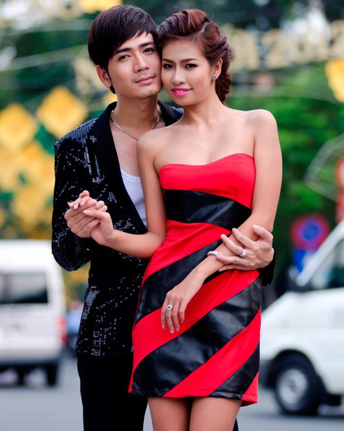 Chị Ngọc mời anh Danh đóng clip cùng mình vào năm 2012.