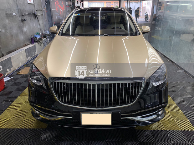 Sau đó, mỹ nhân đã cho đổi màu xe sang vàng đồng để tránh ồn ào