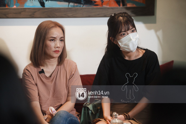 Trước đó, vào ngày 25/6, nữ diễn viên đã tổ chức buổi họp báo cùng con gái để nói hết những góc khuất trong hôn nhân mà mình từng phải chịu