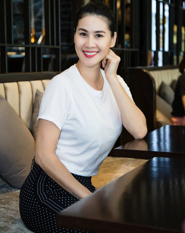 Thân Thuý Hà tố Siêu Mẫu Ngọc Thuý đứng sau mọi chuyện. Cô còn đăng tải đoạn tin nhắn để tố siêu mẫu Ngọc Thuý cố ý chơi xấu cô, trong đó có chứa loạt từ ngữ thô tục