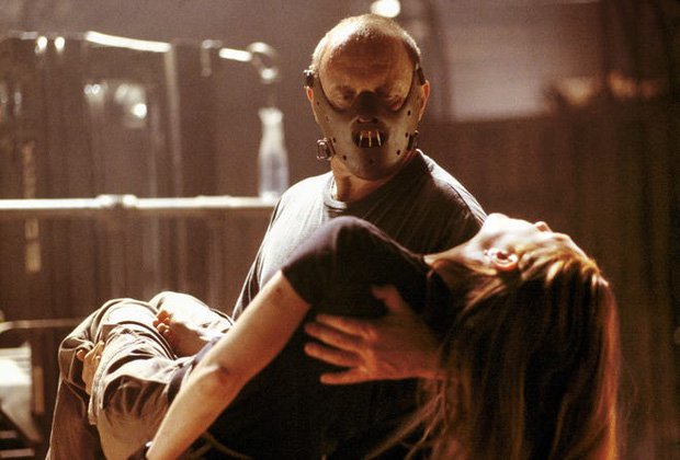 Hannibal giết người theo nhiều cách linh hoạt, phổ biến nhất là mổ sống nạn nhân để lấy nội tạng mà không dùng thuốc mê