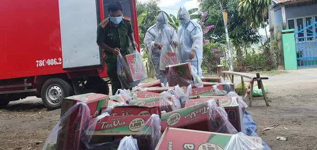 Hỗ trợ các vùng bị phong tỏa