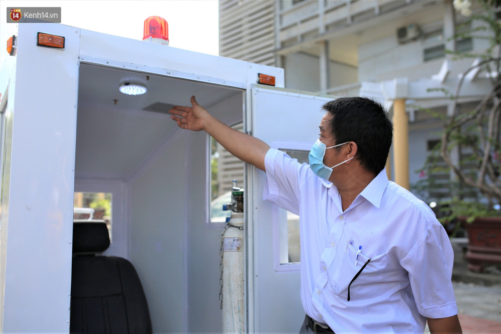 Thạc sĩ Đặng Xuân Thủy giới thiệu về các công năng của cabin khử khuẩn