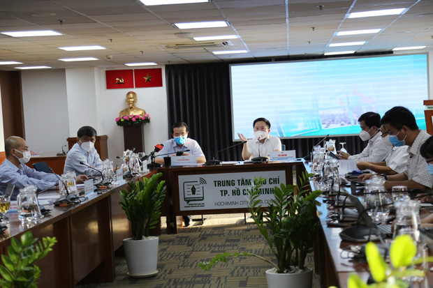 Toàn cảnh buổi họp báo chiều 9/7