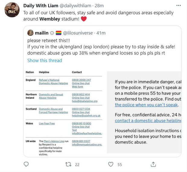 Các CĐV chân chính đang lan truyền các thông điệp kêu gọi mọi người giữ an toàn cho bản thân và chia sẻ các số điện thoại khẩn cấp