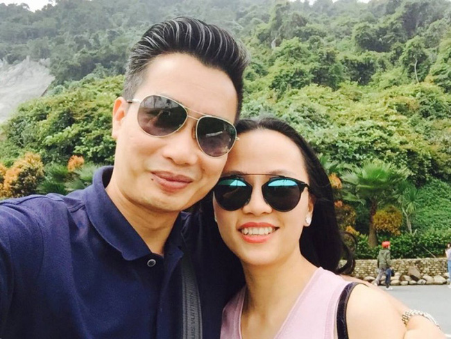 Hoa Thanh Tùng là người đàn ông được ngưỡng mộ có cuộc hôn nhân hạnh phúc bên người vợ xinh đẹp.