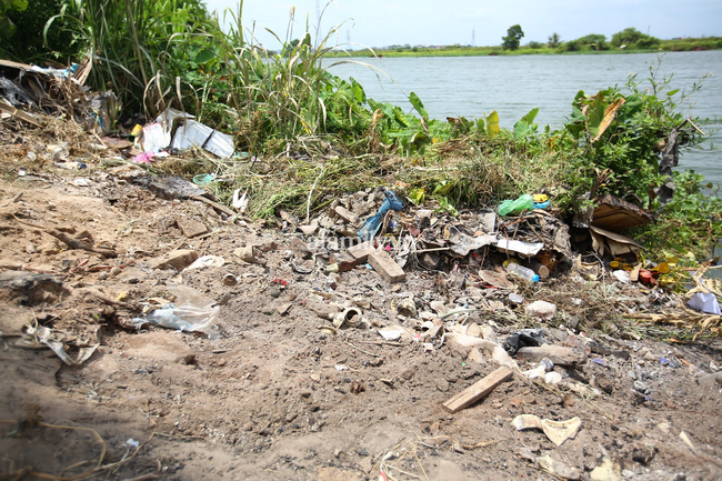 Năng khai đem thi thể anh C. đi chôn, đốt xác vứt ở nhiều nơi nhằm tránh sự phát hiện của người khác.