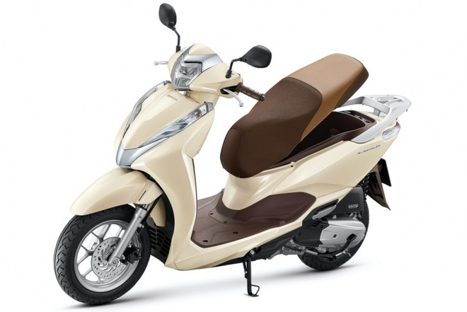 Giá Honda Lead 2021 tại đại lý ở Việt Nam giảm nhẹ nhưng vẫn cao hơn đề xuất.