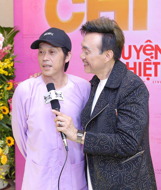 Trong vòng 1 năm qua, nam danh hài liên tiếp nhận tin buồn, khiến khán giả vô cùng lo lắng cho tinh thần và sức khoẻ của NS Hoài Linh