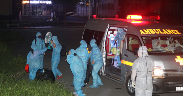 Người dân được đưa đến khu cách ly tại ký túc xá ĐHQG TP HCM Ảnh: GIANG NAM