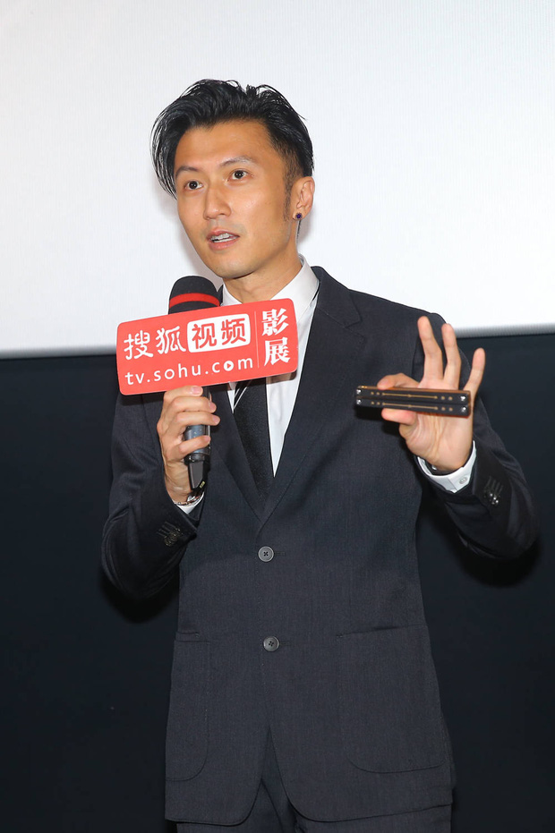 Chẳng ai có thể ngờ rằng, nam thần đình đám này đang chuẩn bị bước sang tuổi 41