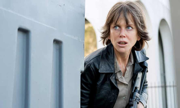 Là một trong những nữ diễn viên hàng đầu Hollywood, Nicole Kidman không ngại thử sức với những vai diễn khác xa mình ngoài đời, cả về tâm lý và ngoại hình. Một trong những vai diễn cô phải thay đổi và có sự lột xác rõ rệt là Erin Bell trong Destroyer