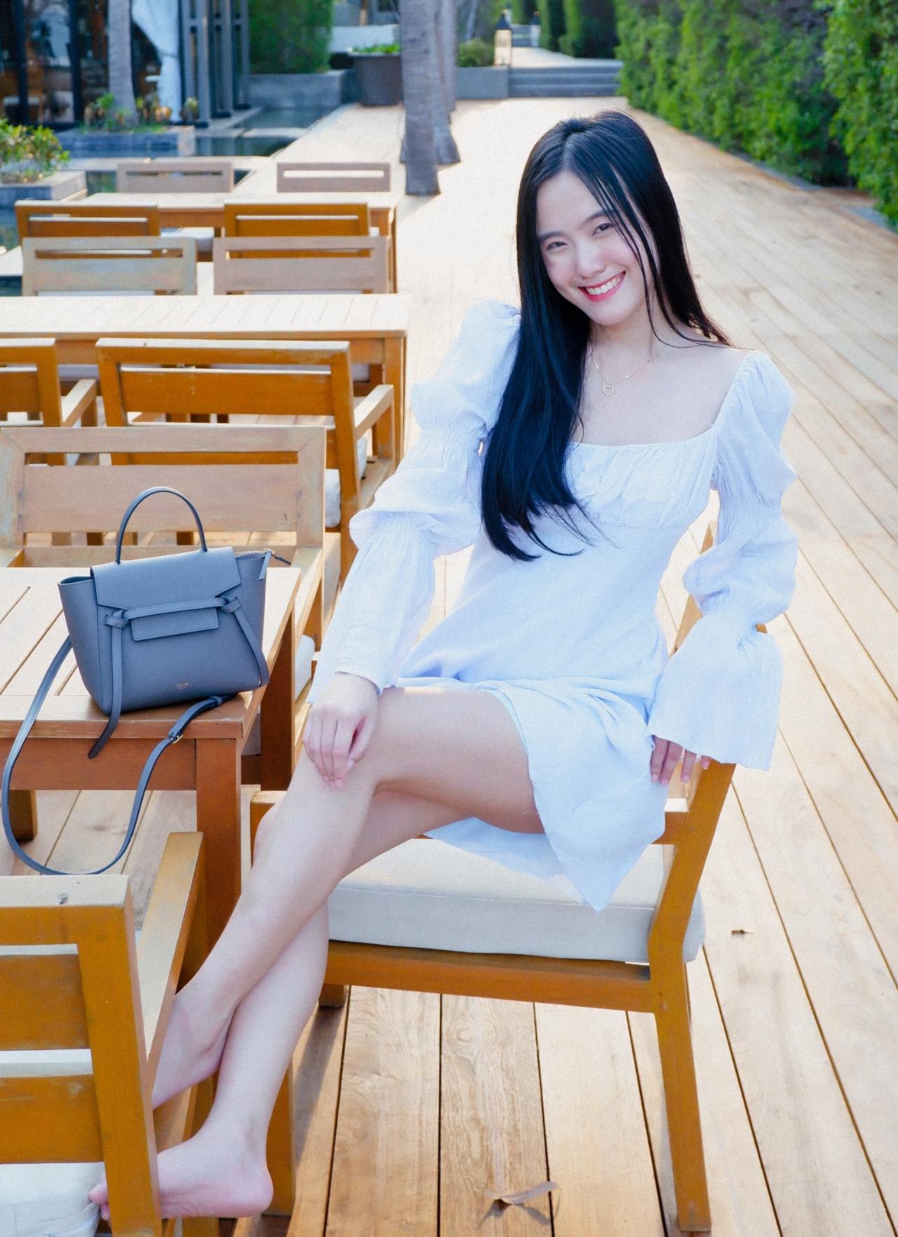 Trên MXH, Chatsaran là cô gái có hơn 4000 bạn bè