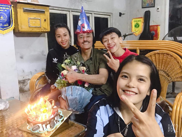 Lúc sinh thời, NS Giang Còi là người bố mẫu mực và hết lòng yêu thương các con