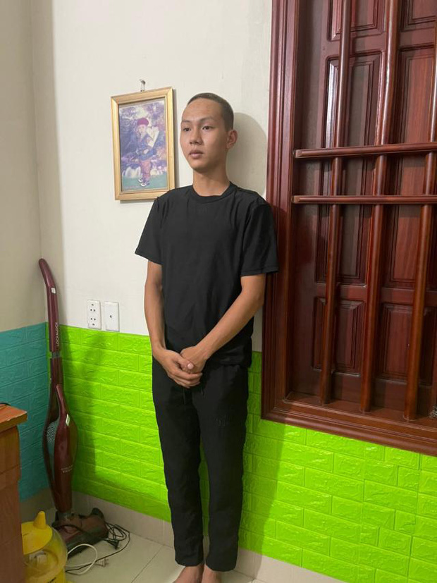 Trương Thiên Bình tại công an. (Ảnh: Công an cung cấp)