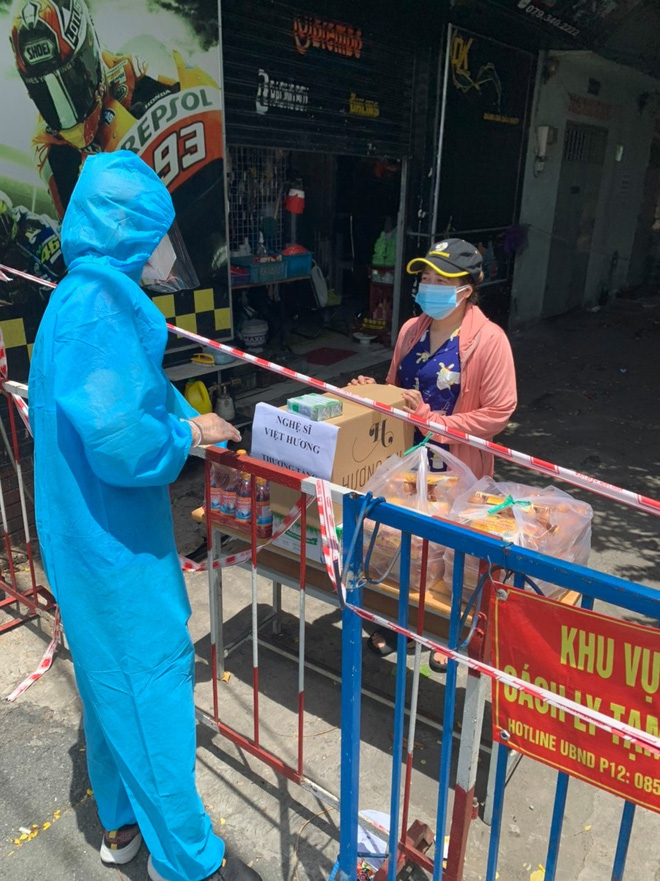 Việt Hương dù buồn về một số bình luận của 