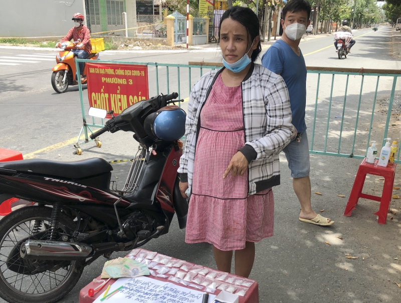 Thư bị bắt giữ cùng tang vật. 