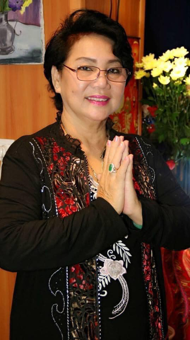 NS Kim Phượng chính là chị gái của nhạc sĩ Thanh Châu. Bà cũng vừa qua đời vào cuối tháng 7 vừa qua, để lại niềm tiếc thương sâu sắc trong lòng khán giả và đồng nghiệp