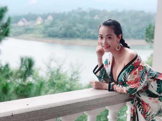 Người đẹp cho rằng đường cong cơ thể là một tuyệt tác và cô không thể ích kỉ giấu nó đi được