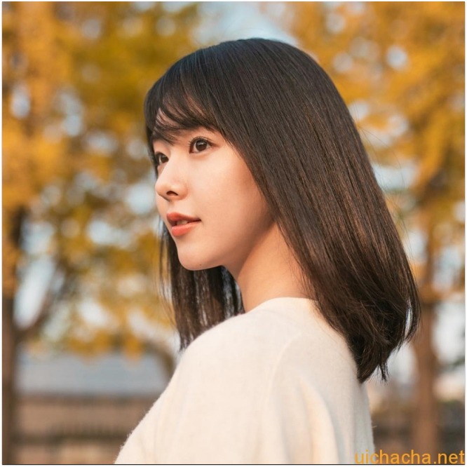 Karata từng được đánh giá rất cao về nhan sắc.