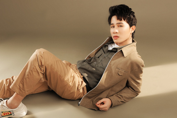 Câu trả lời của Jack đầy mâu thuẫn với giáo viên và học sinh Trường tiểu học Thành Thới A1. Hiện tại, việc Jack có từng làm giáo viên hay không vẫn đang là một bí ẩn