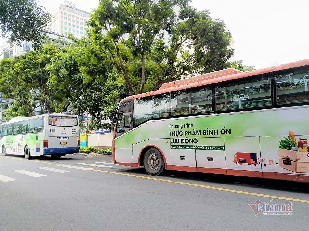 Siêu thị bus di động đồng loạt đi về các điểm bán 