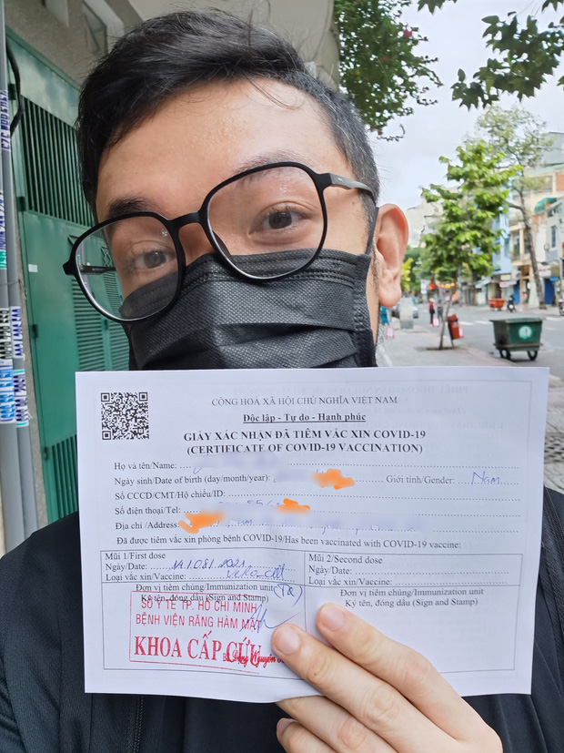 Khôi Anh cảm thấy an tâm hơn nhiều sau khi tiêm vaccine Sinopharm